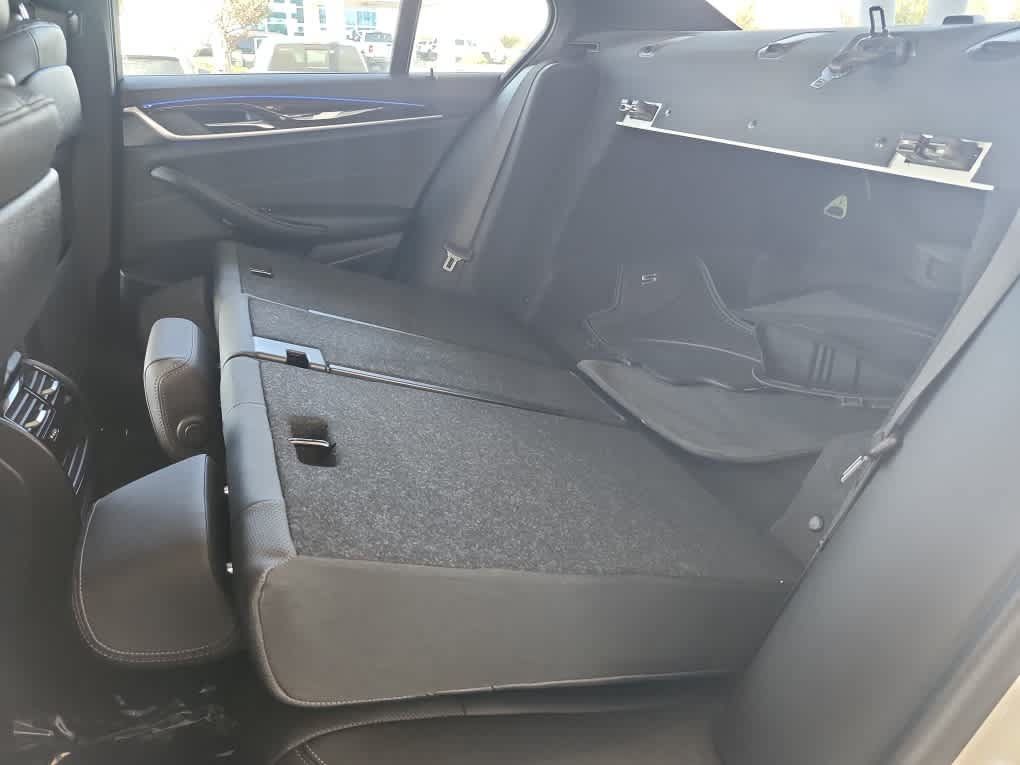 Used 2021 BMW 540i w/ M Sport Package RWD image 29