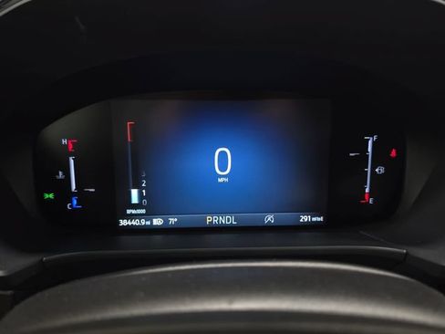 Certified 2025 Ford Escape ST-Line Select AWD/4WD image 16