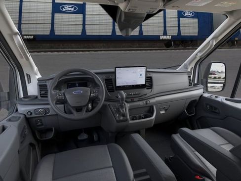 New 2026 Ford Transit 250 148 Medium Roof RWD image 9