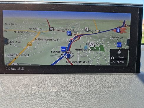 Used 2017 Audi Q7 3.0T Prestige image 34