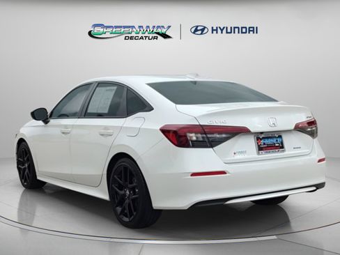 Used 2025 Honda Civic Sport image 5