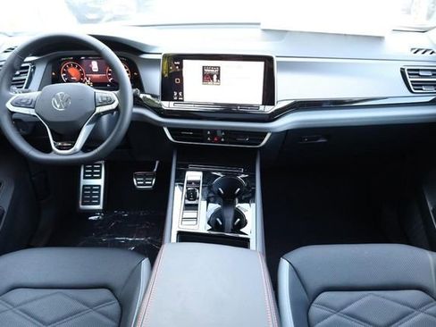 New 2026 Volkswagen Atlas Peak Edition image 26