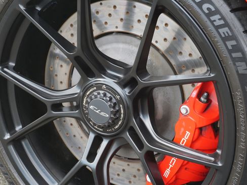 Certified 2025 Porsche 911 GT3 RWD image 16
