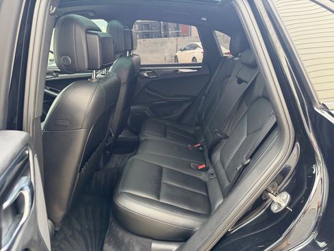 Used 2016 Porsche Macan S AWD/4WD image 22