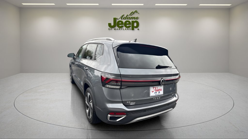 Used 2025 Volkswagen Taos SE AWD/4WD image 7
