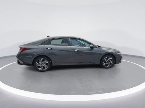 New 2026 Hyundai Elantra Limited w/ Cargo Package FWD image 9