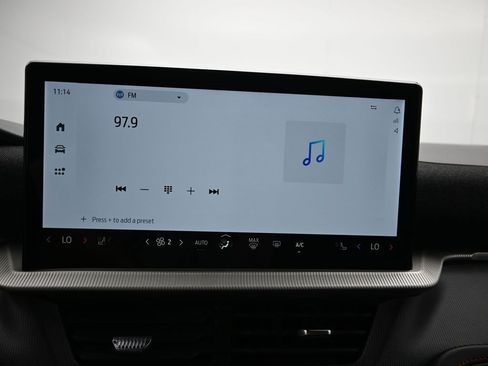 Certified 2025 Ford Explorer ST-Line w/ Premium Package image 17