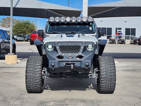 Used 2022 Jeep Gladiator Rubicon w/ LED Lighting Group image 2