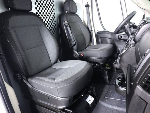 Used 2022 RAM ProMaster 2500 FWD image 37