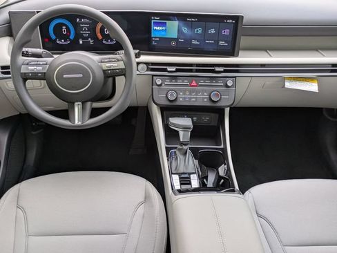New 2026 Hyundai Tucson SE FWD image 10