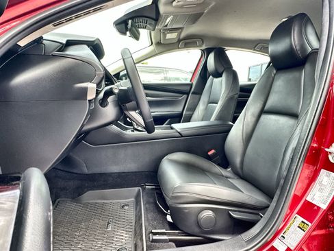 Used 2025 MAZDA MAZDA3 s image 3