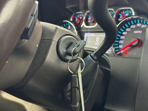 Used 2018 Chevrolet Tahoe LT image 25