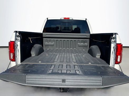 Used 2019 Ford F150 Lariat w/ Equipment Group 502A Luxury image 11