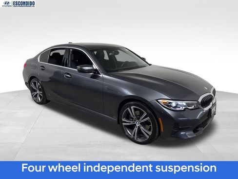 Used 2021 BMW 330i xDrive Sedan AWD/4WD image 7