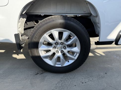 Certified 2024 Chevrolet Silverado 1500 Custom image 7