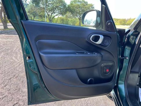 Used 2015 FIAT 500L Trekking FWD image 18