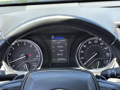 Used 2024 Toyota Camry SE FWD image 13