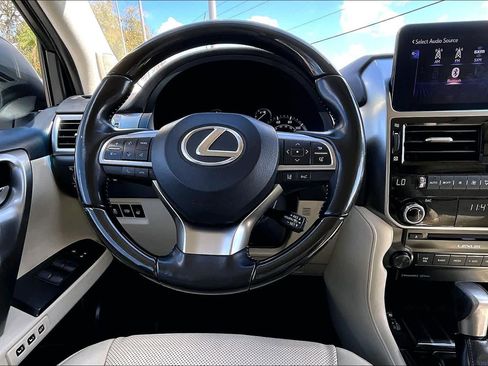 Used 2022 Lexus GX 460 Premium w/ Premium Package image 6