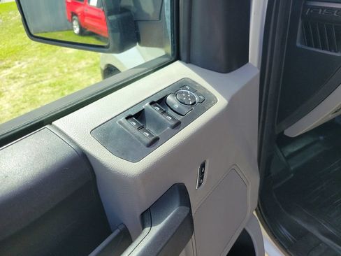 Used 2017 Ford F150 XL w/ XL Power Equipment Group AWD/4WD image 16