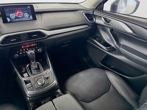 Used 2019 MAZDA CX-9 Touring FWD image 24