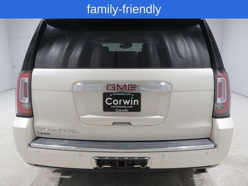 Used 2015 GMC Yukon XL Denali w/ Touring Package image 9