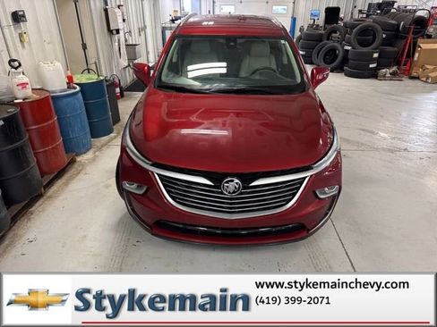 Used 2023 Buick Enclave Essence FWD image 29