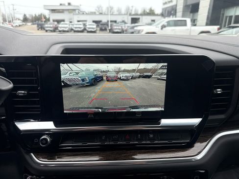 New 2026 GMC Sierra 2500 SLE image 18