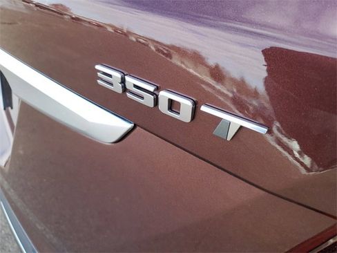 Certified 2023 Cadillac XT5 Premium Luxury w/ LPO, Floor Liner Package image 35