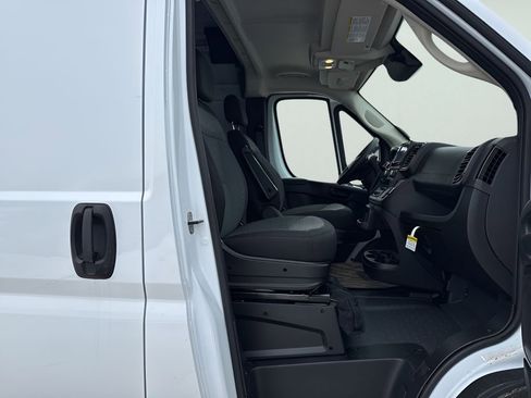 New 2026 RAM ProMaster 2500 w/ Convenience Group FWD image 11