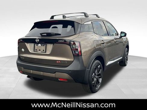 New 2026 Nissan Kicks SR image 7