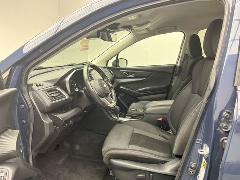 Used 2023 Subaru Ascent Premium w/ Convenience Package image 3