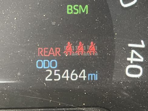 Used 2024 Toyota RAV4 XSE w/ Weather Package AWD/4WD image 5