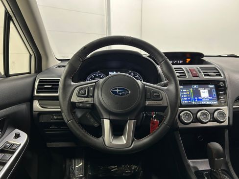 Used 2017 Subaru Crosstrek 2.0i Limited AWD/4WD image 12