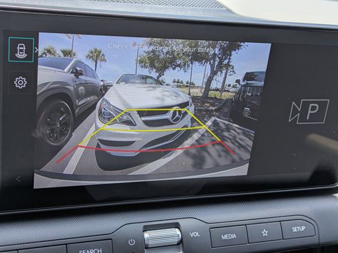Certified 2025 Kia K4 FWD image 21