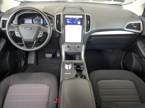 Used 2024 Ford Edge SE w/ Black Appearance Package AWD/4WD image 15