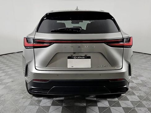 Used 2024 Lexus NX 250 FWD image 5