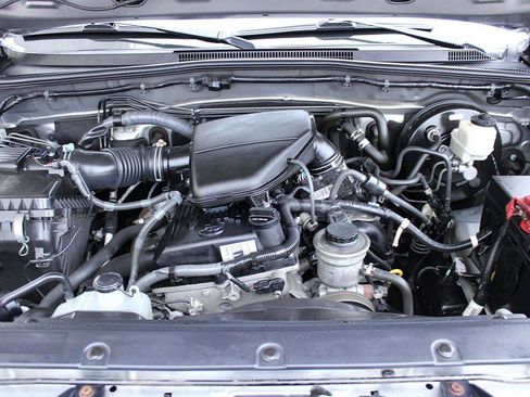 Used 2014 Toyota Tacoma PreRunner image 18