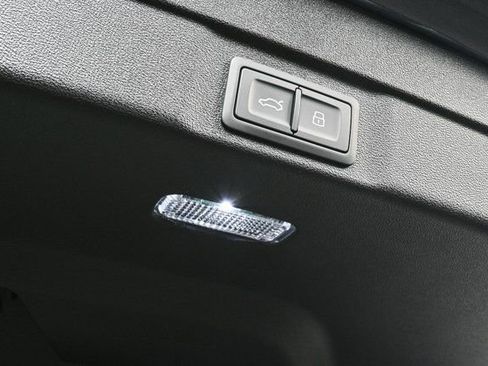 New 2025 Audi A5 2.0T Premium image 28