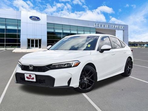 Used 2025 Honda Civic LX image 1