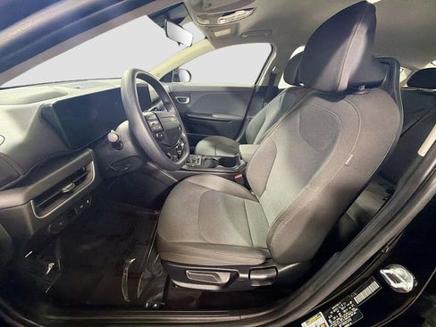 Used 2025 Kia K4 FWD image 20