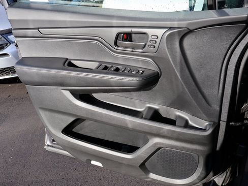 Certified 2024 Honda Odyssey EX-L image 31