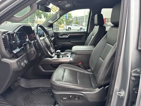 Used 2023 Chevrolet Silverado 1500 LTZ AWD/4WD image 9
