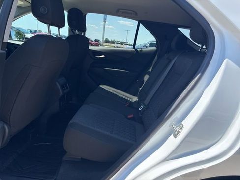 Used 2024 Chevrolet Equinox LT w/ LPO, Floor Liner Package FWD image 14