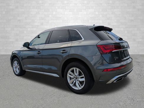 Used 2023 Audi Q5 2.0T Premium w/ Convenience Package AWD/4WD image 4