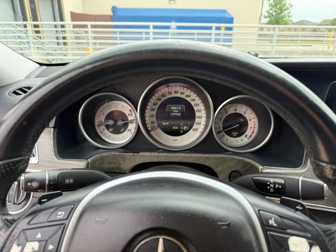 Used 2014 Mercedes-Benz E 350 Sedan image 14