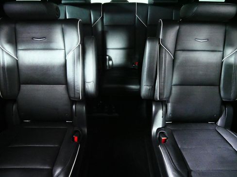 Certified 2022 Cadillac Escalade Sport w/ LPO, Floor Liner Package AWD/4WD image 13