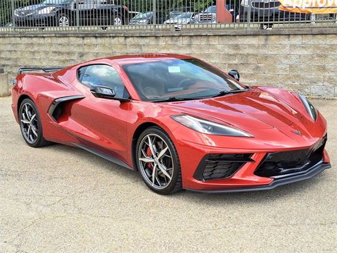 Used 2022 Chevrolet Corvette Stingray Premium Cpe w/ Z51 Performance Package image 7