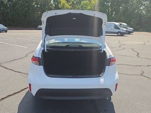 Used 2024 Toyota Corolla LE FWD image 9