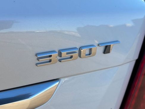 New 2026 Cadillac XT5 Luxury w/ LPO, Floor Liner Package image 7