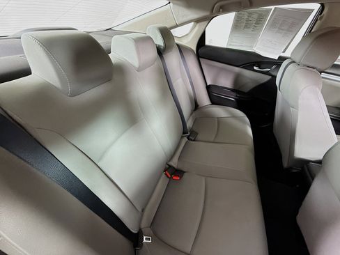 Used 2020 Honda Civic LX image 32